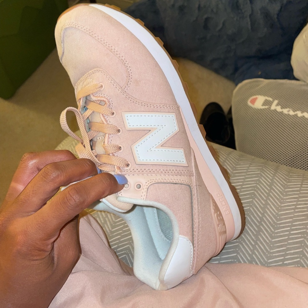 New balance shoes